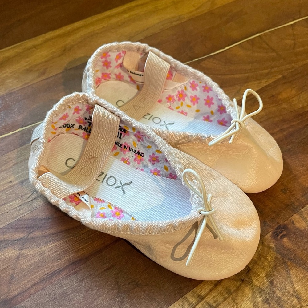 Capezio Toddler Ballet Shoes - Size 7 ( Daisy 205 Ballet Pink )
